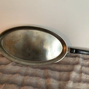 Shallow Sauté / Fry Pan for Fish with Bakelite Handle